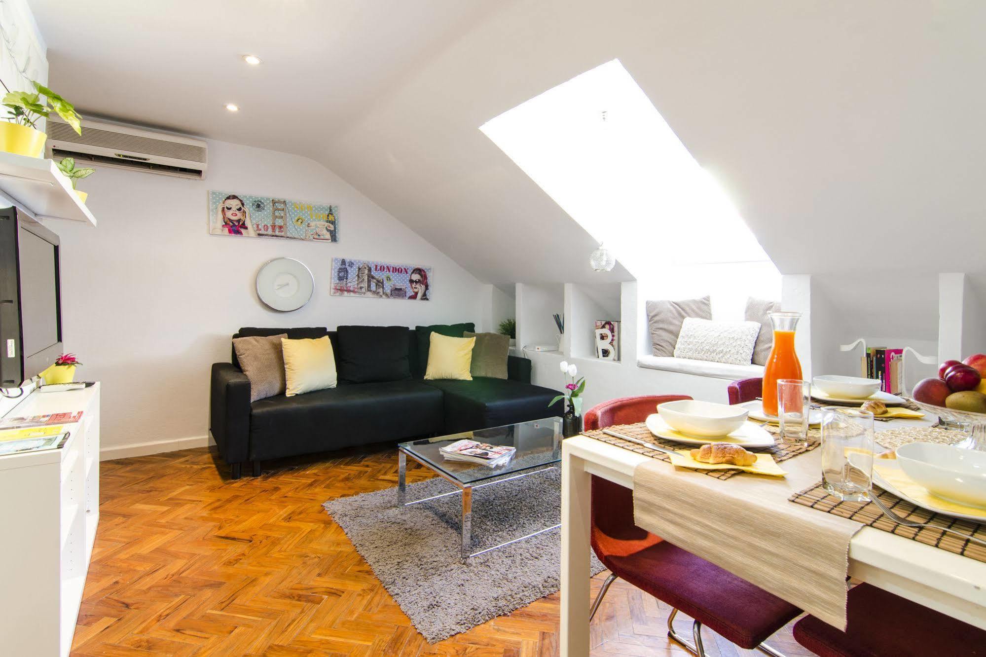 Gran Via Apartment Мадрид Екстериор снимка