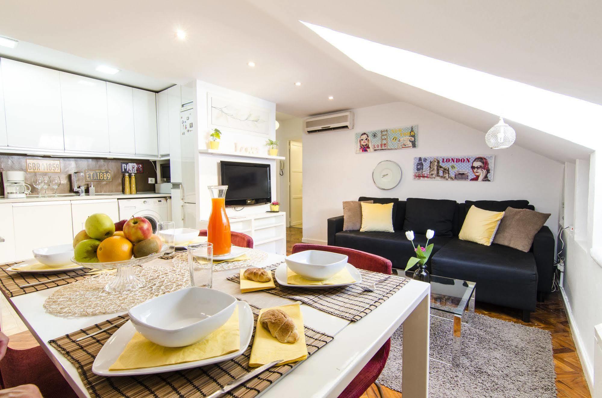 Gran Via Apartment Мадрид Екстериор снимка