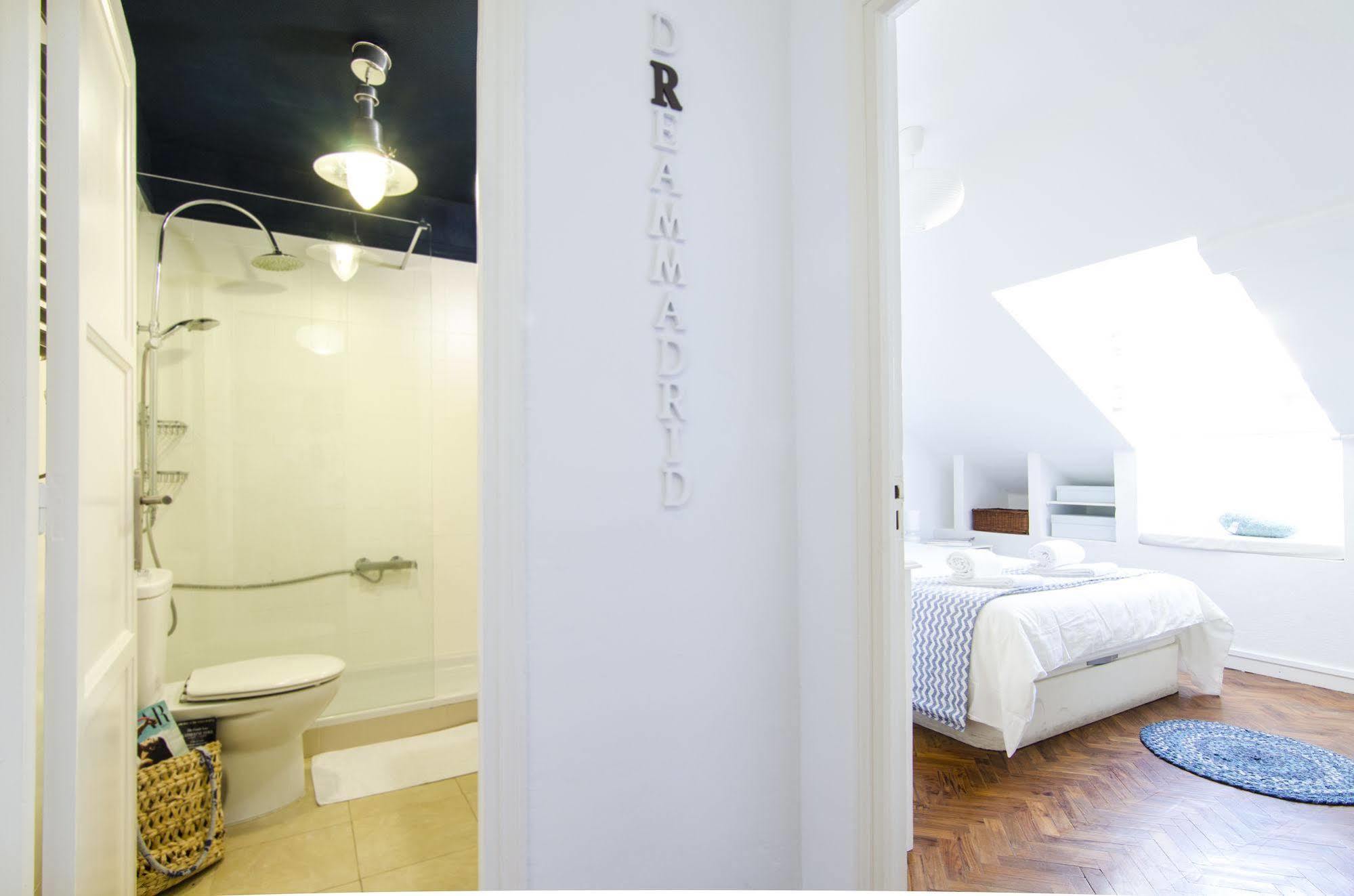 Gran Via Apartment Мадрид Екстериор снимка