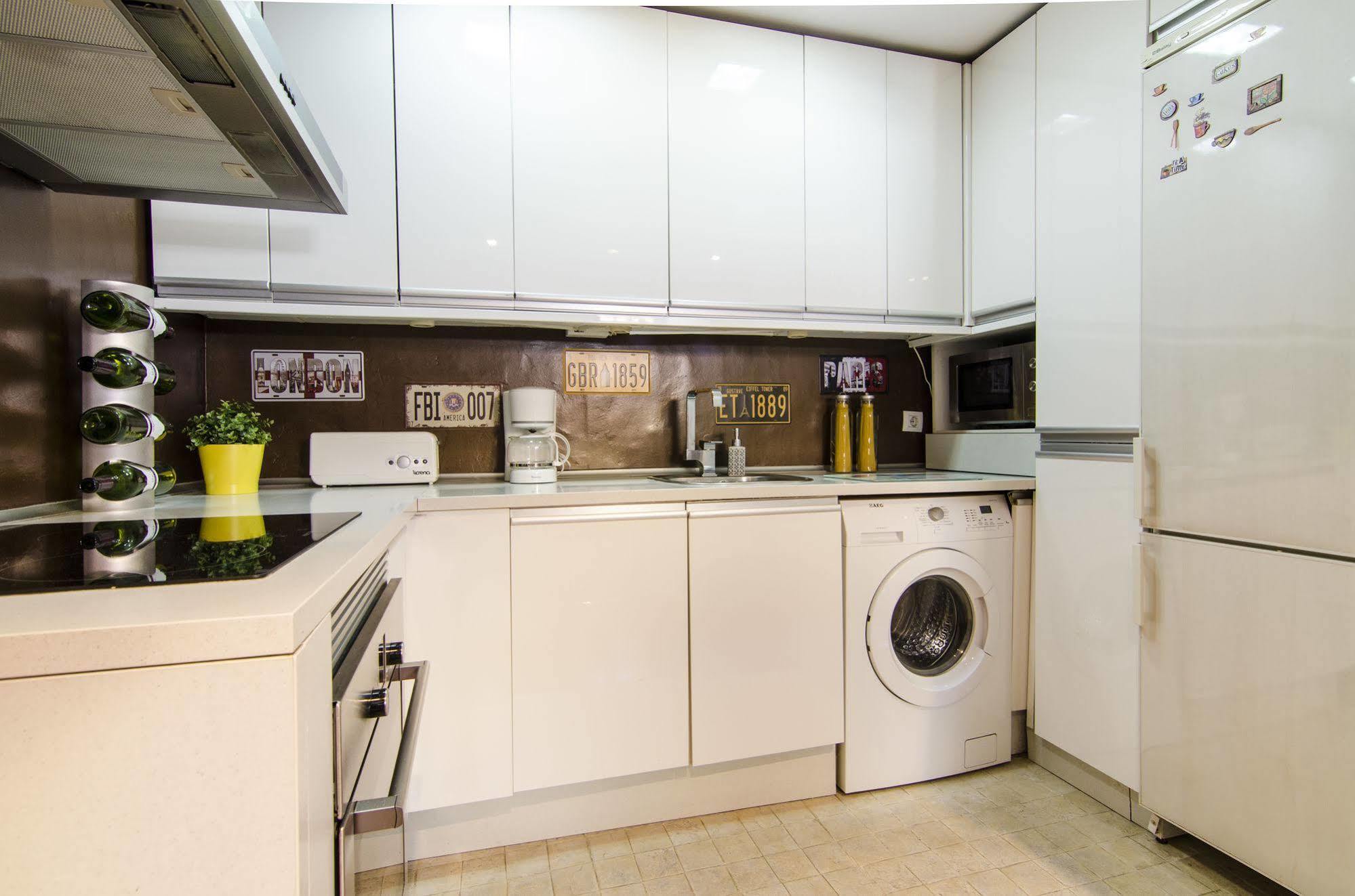 Gran Via Apartment Мадрид Екстериор снимка